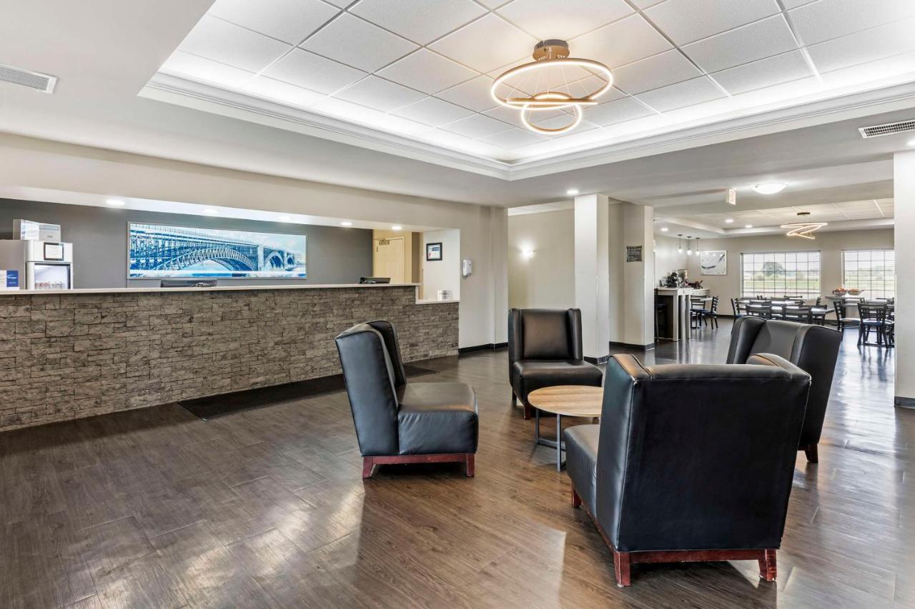 Best Western Plus Midamerica Hotel Mascoutah Exterior photo
