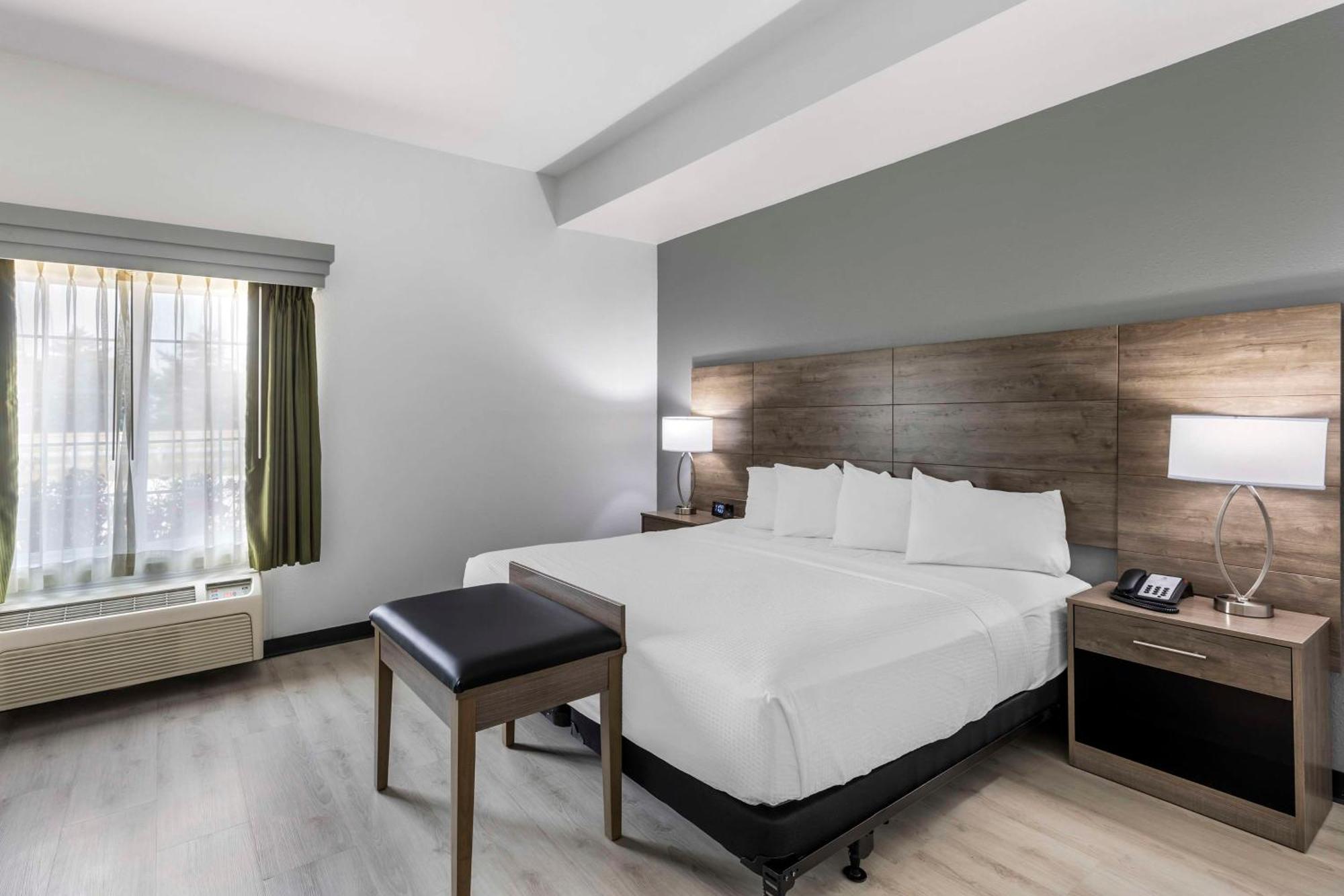 Best Western Plus Midamerica Hotel Mascoutah Exterior photo